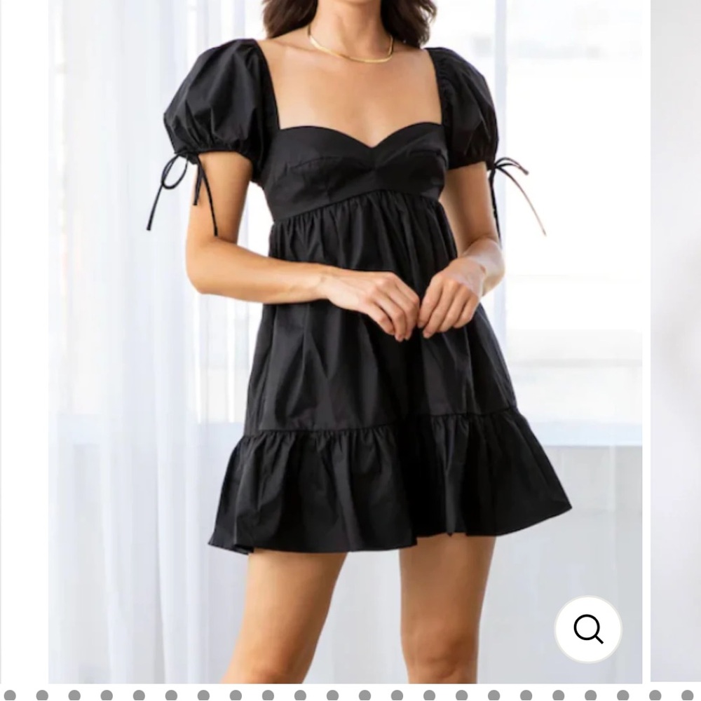 Nati boutique sweetheart neckline dress